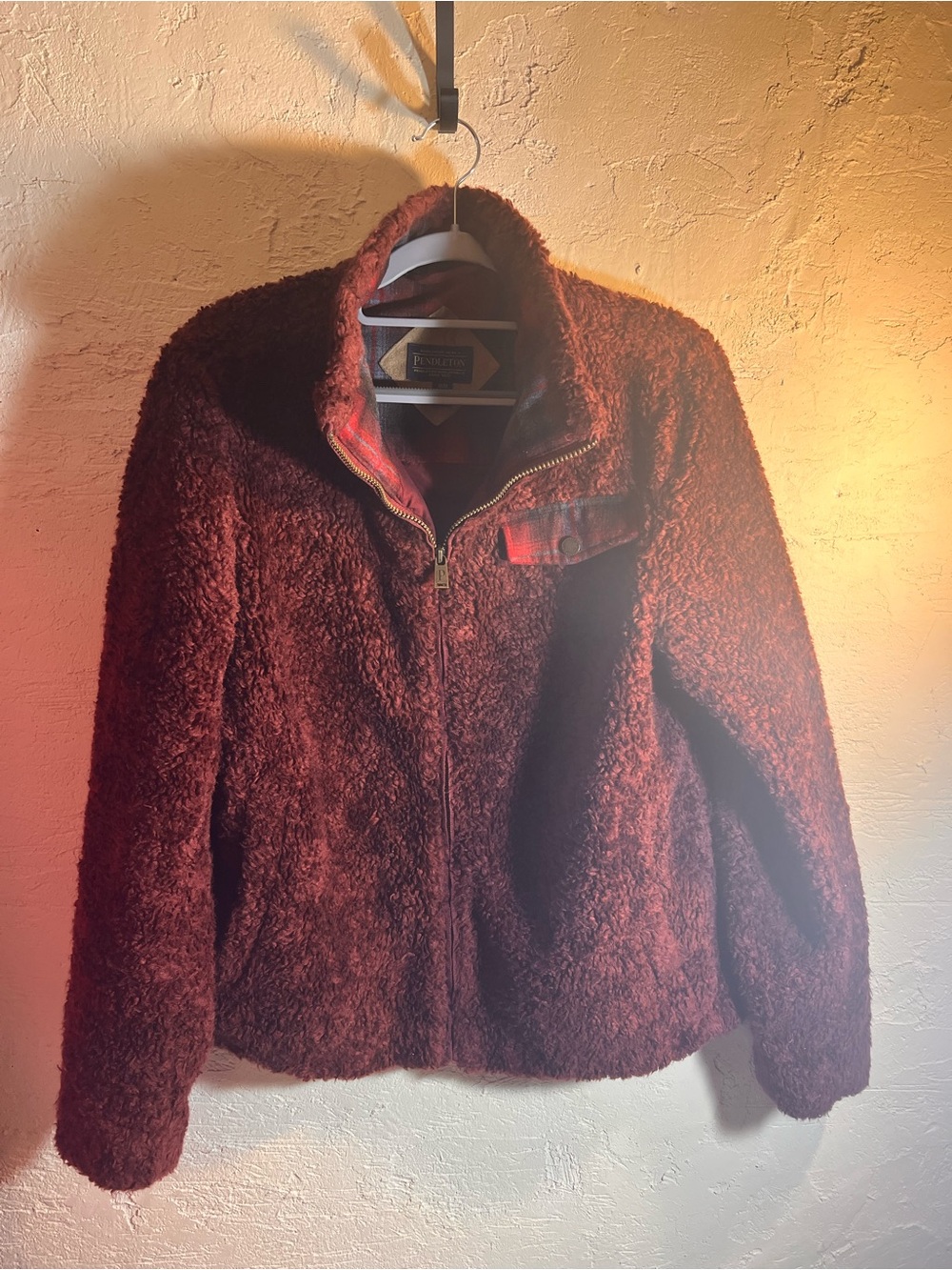 Pendleton Women's Burgundy Sherpa Zip Jacket M